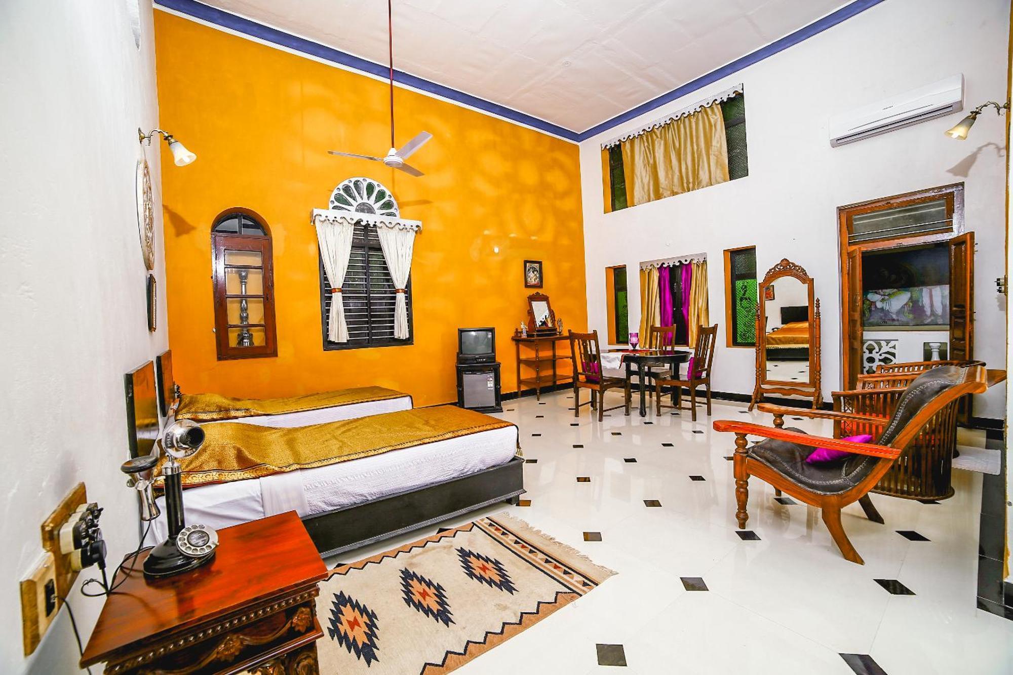 Indeco Hotels Swamimalai Кумбаконам Екстериор снимка